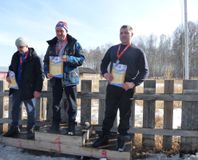 Победители среди взрослых ( 1 место Некипелов В. Н.; 2 место Сыроежко А. С.; 3 место Абашев Александр.) 